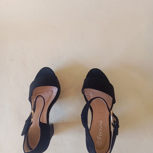 Black platform sandals like new, artificial suede, size 36