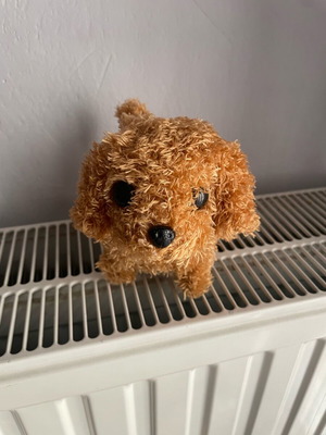 Dog toy that makes sound and moves like new