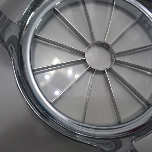 Apple Cutter and Corer 12 Slices like new