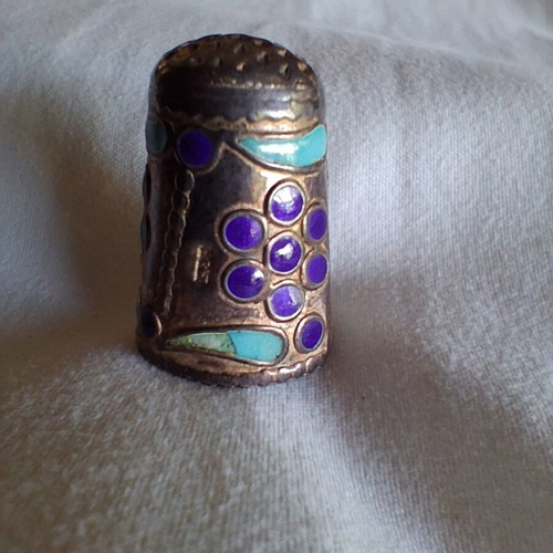 Silver thimble with enamel design 925, like new collectible