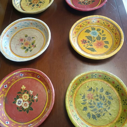 Vintage round papier-mâché table bowls hand-painted, used, set of 6