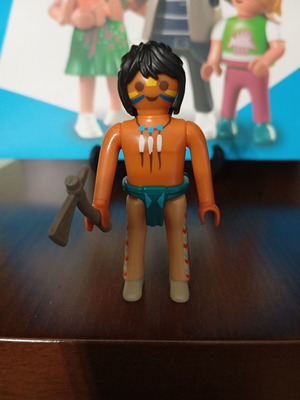 Playmobil индианец нов