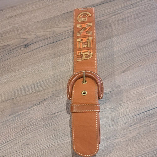 Bogner women's belt like new, beige