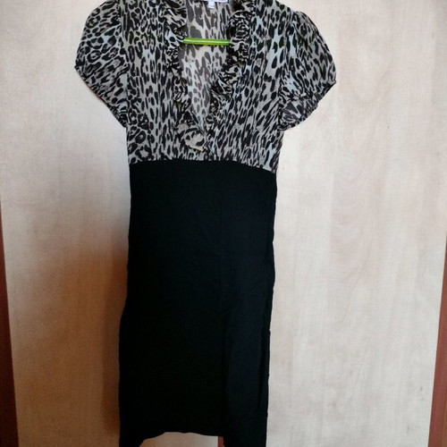 Tally Weil dress used, small, elastic bottom