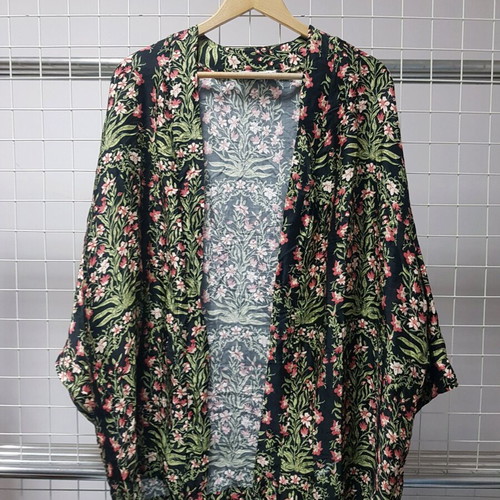 Unfold Copenhagen cape one size like new, viscose