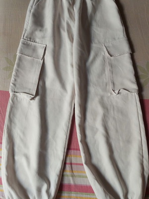 Women's cargo pants like new, size M, white