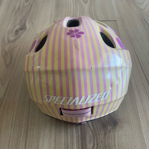 Specialized Kids Bicycle Helmet used, head circumference 45-47 cm