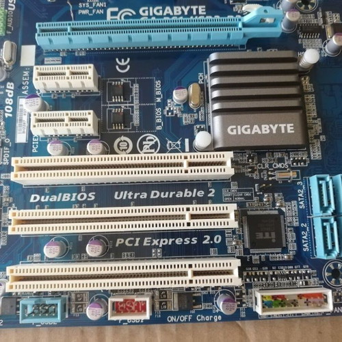 Gigabyte GA-P61-USB3-B3 Socket LGA1155 motherboard like new