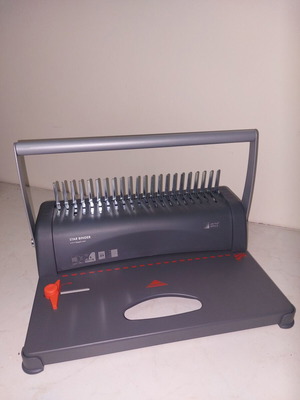 Star Binder plastic spiral binding machine like new