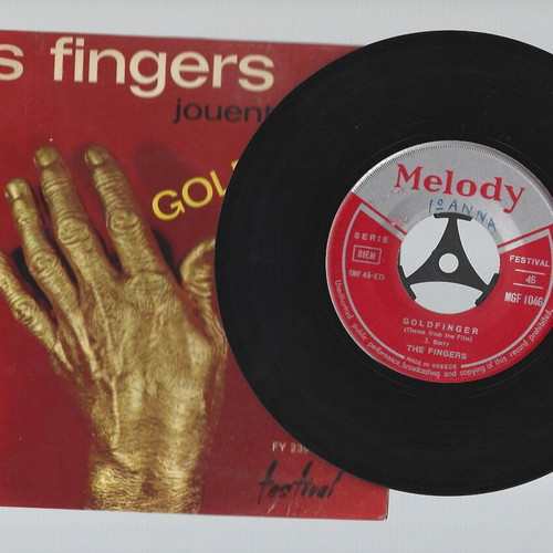 Fingers Goldfinger James Bond 45 record used, VG condition