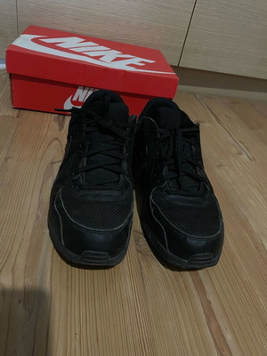 Nike air max 90 σε πολύ καλή κατάσταση ελάχιστα μεταχειρισμένο