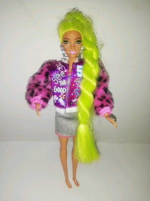 Barbie Extra κούκλα μεταχειρισμένη, ρούχα μη πρωτότυπα