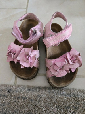 Sonia c_no 22 baby sandals used