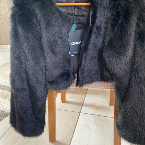 Bolero black synthetic fur new with tags
