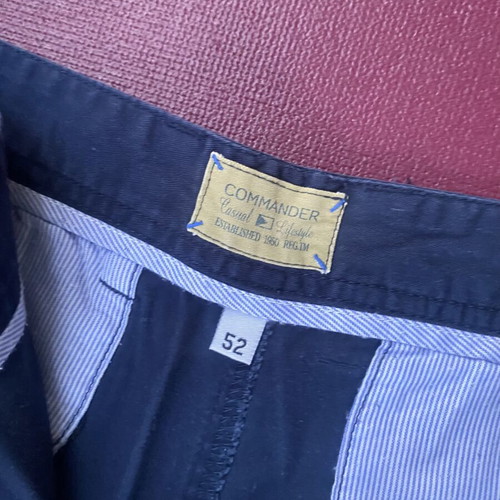 Commander Bermuda No:52 dark blue like new