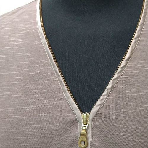 Snob Sleeveless Top Size M