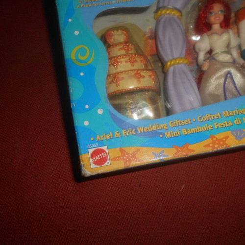 Ariel and Eric Wedding Giftset by Mattel used, vintage 1997