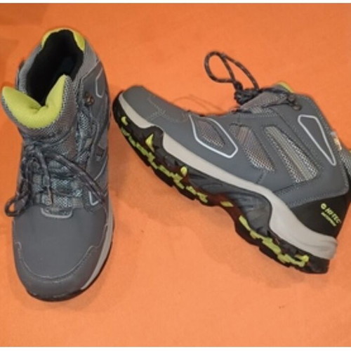 Hi-Tec boots size 40 like new, waterproof hiking, gray and green
