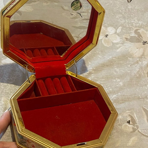 Vintage embroidered octagonal jewelry box used with mirror