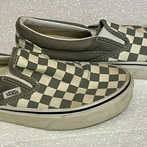 Vans Classic Slip-On checkerboard shoes like new, size 38