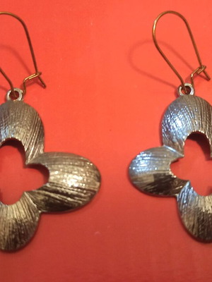Earrings like new, silver, steel