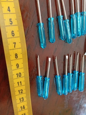 Mini screwdriver set, 2 pieces