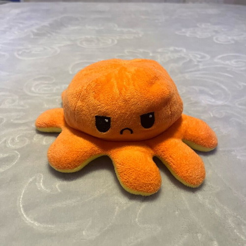 Double-sided plush orange-yellow like new