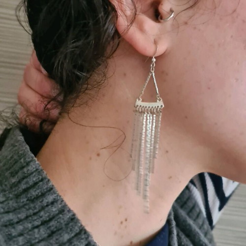 Dangling earrings like new, silver stainless steel