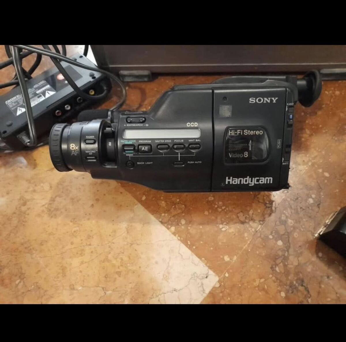 Sony Handycam CCD-F77 Hi-Fi Stereo… - € 300,00 - Vendora.cy