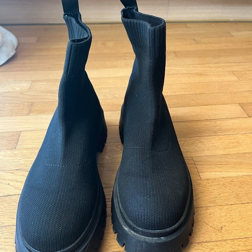 Black sock boots like new, size 38