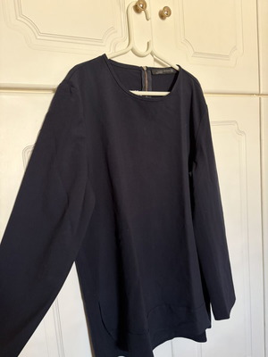 Zara dark blue blouse like new, medium size