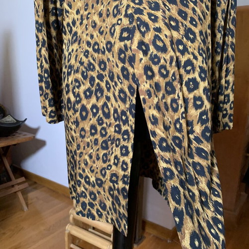 Leopard Print Shirt Tunic new, size M-L, viscose fabric