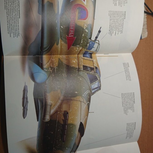 Airplane magazine issues 26 and 27 like new