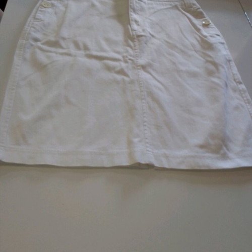 Sarah Lawrence women's skirt used, white, size M