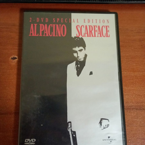 Scarface Special Edition DVD like new, 2 disc crime movie with subtitles