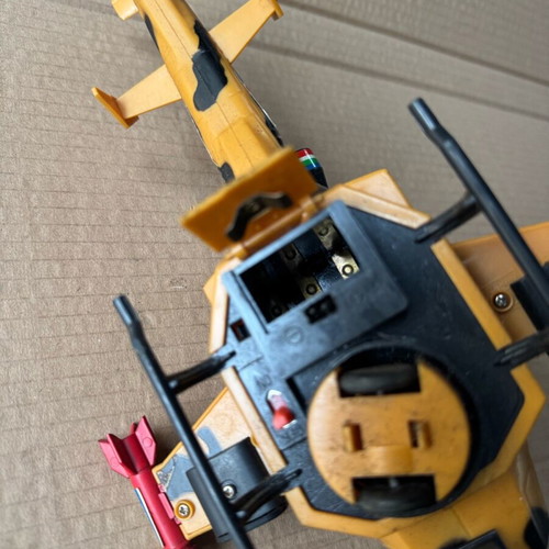 Plastic helicopter like new with batteries