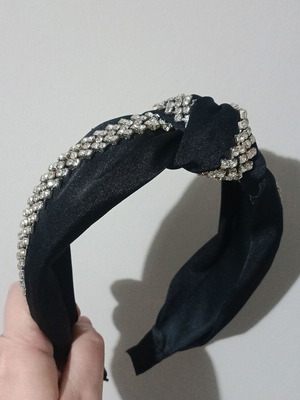 Hairband with rhinestones