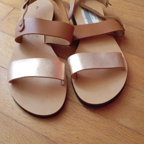 Leather sandals women's new, anatomical, gold and brown