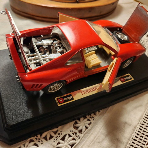 Burago Special Edition Ferrari GTO 1984 model 1:24 like new