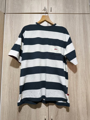 T shirt B52 used XXL nautical style with bermuda shorts and jacket