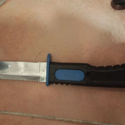 Diving Knife like new with stainless steel blade and ergonomic handle