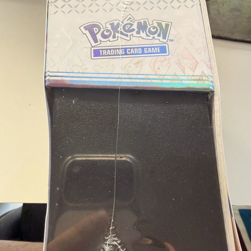 Prismatic Evolutions Elite Trainer Box sealed
