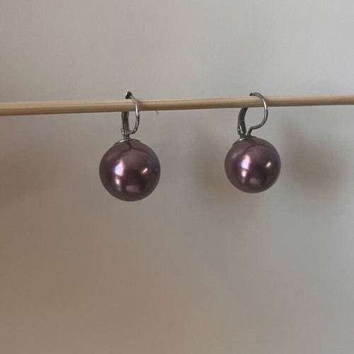 Purple pearl earrings 14mm new