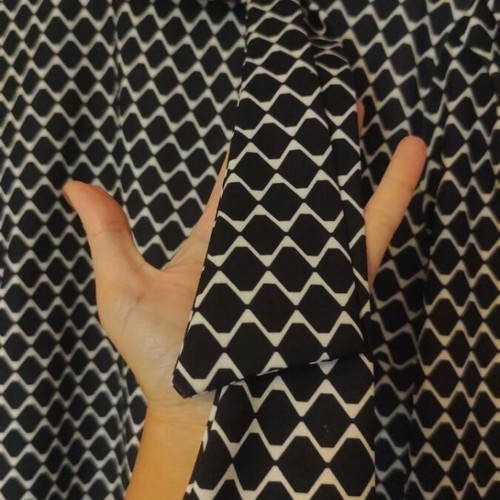 Sfera Collection dress like new with integrated scarf, size L, black and white