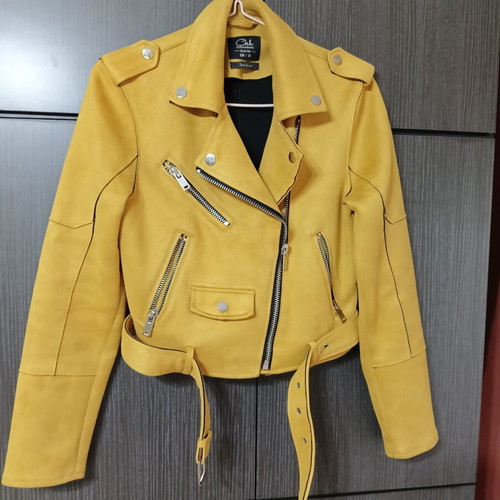 Clock House women's leather jacket like new, yellow, size L