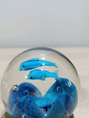Murano glass paperweight like new with dolphins decorative