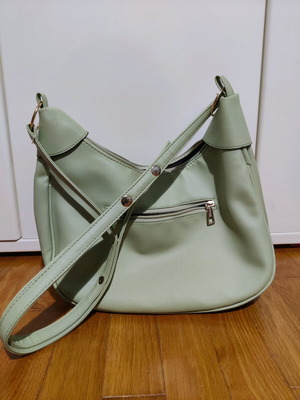 NR handbag like new