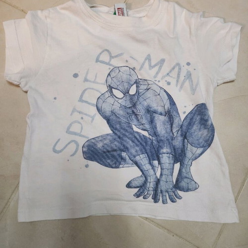 Benetton Spiderman T-shirt used for 3 years old