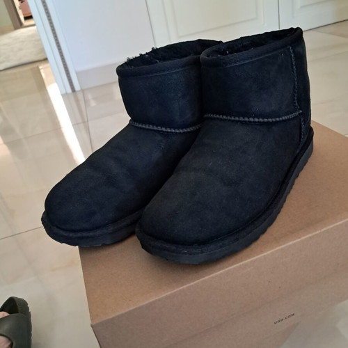 Ugg kids boots used, size 37, black