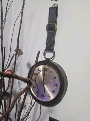 Old wall clock like new with mechanism